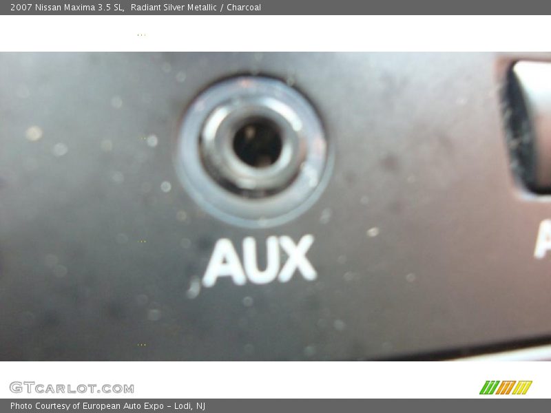 Radiant Silver Metallic / Charcoal 2007 Nissan Maxima 3.5 SL