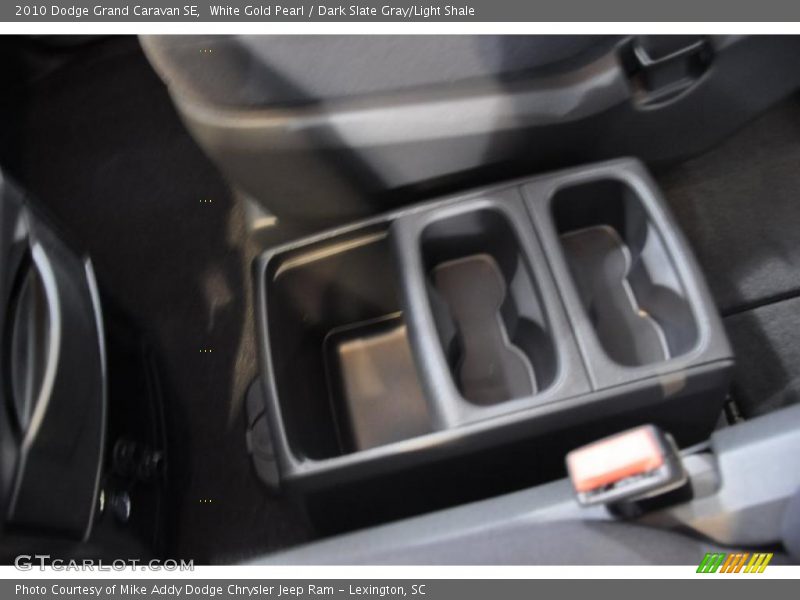 White Gold Pearl / Dark Slate Gray/Light Shale 2010 Dodge Grand Caravan SE