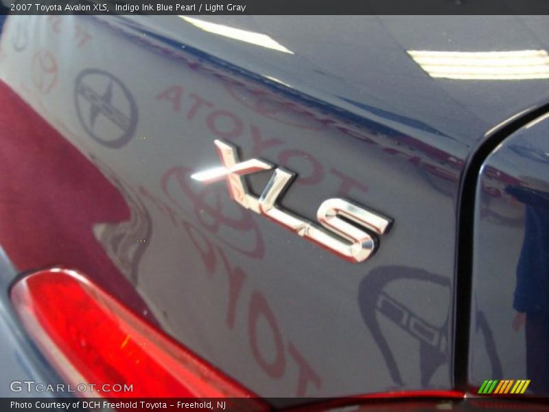 Indigo Ink Blue Pearl / Light Gray 2007 Toyota Avalon XLS