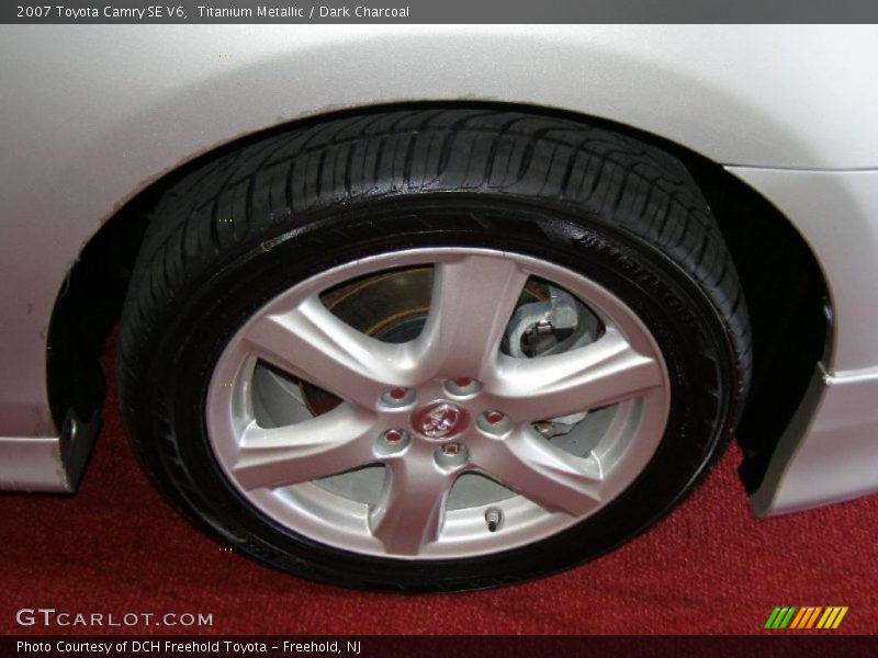 Titanium Metallic / Dark Charcoal 2007 Toyota Camry SE V6