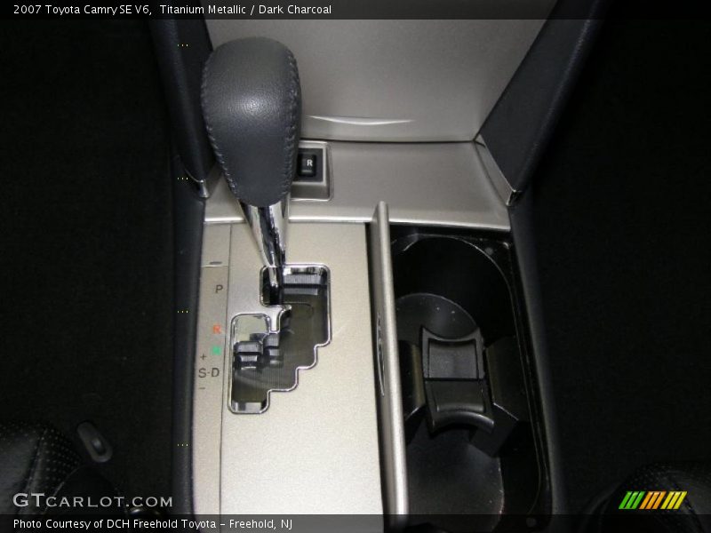 Titanium Metallic / Dark Charcoal 2007 Toyota Camry SE V6