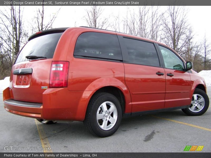Sunburst Orange Pearl / Medium Slate Gray/Light Shale 2008 Dodge Grand Caravan SE