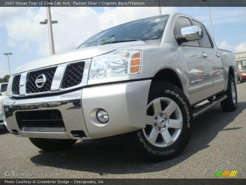 Radiant Silver / Graphite Black/Titanium 2007 Nissan Titan LE Crew Cab 4x4
