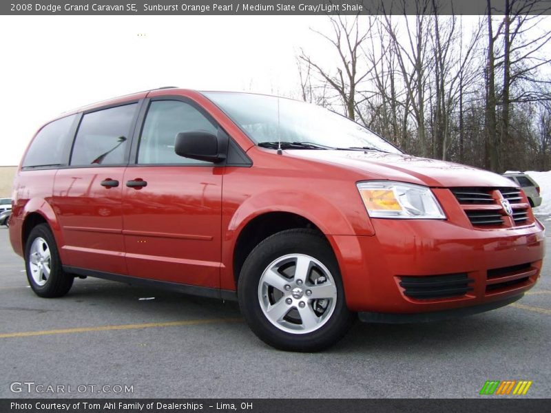 Sunburst Orange Pearl / Medium Slate Gray/Light Shale 2008 Dodge Grand Caravan SE