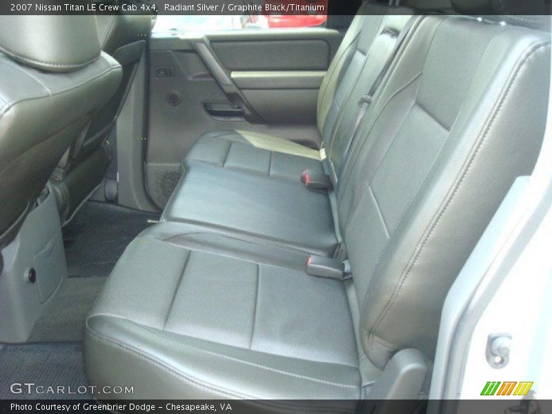Radiant Silver / Graphite Black/Titanium 2007 Nissan Titan LE Crew Cab 4x4