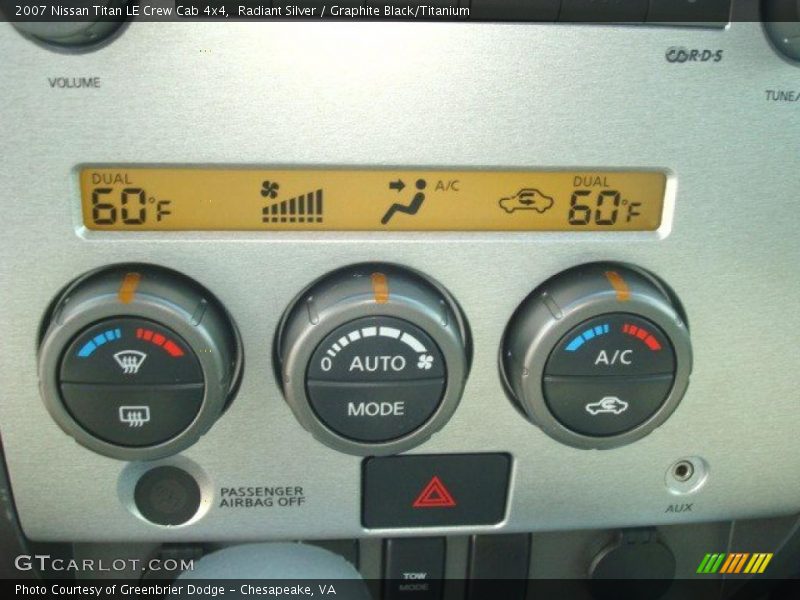 Radiant Silver / Graphite Black/Titanium 2007 Nissan Titan LE Crew Cab 4x4