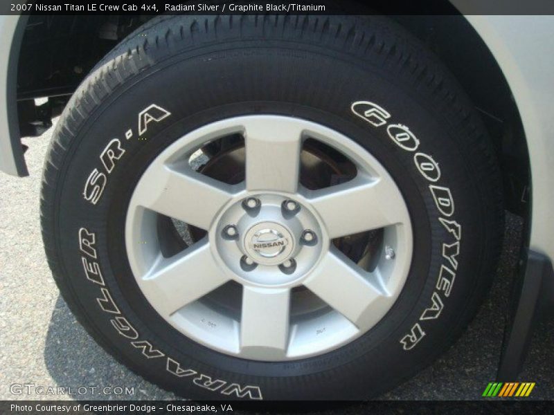 Radiant Silver / Graphite Black/Titanium 2007 Nissan Titan LE Crew Cab 4x4