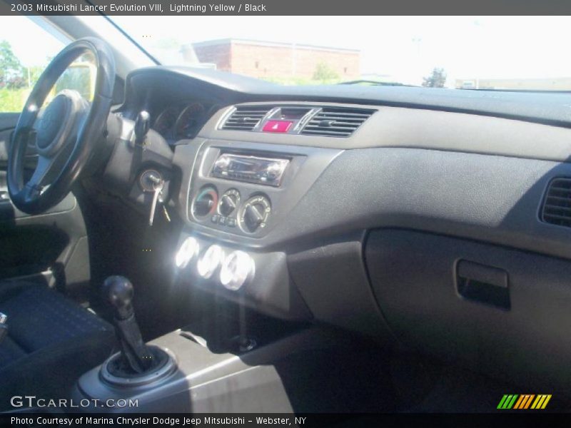 Lightning Yellow / Black 2003 Mitsubishi Lancer Evolution VIII