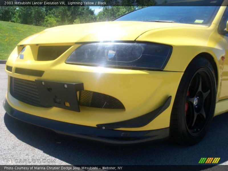 Lightning Yellow / Black 2003 Mitsubishi Lancer Evolution VIII