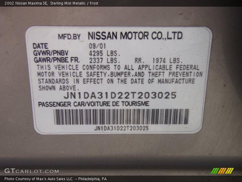 Sterling Mist Metallic / Frost 2002 Nissan Maxima SE