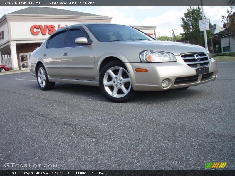 Sunlit Sand Metallic / Blond 2002 Nissan Maxima SE