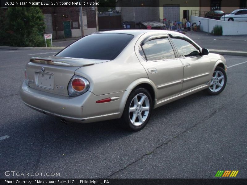 Sunlit Sand Metallic / Blond 2002 Nissan Maxima SE