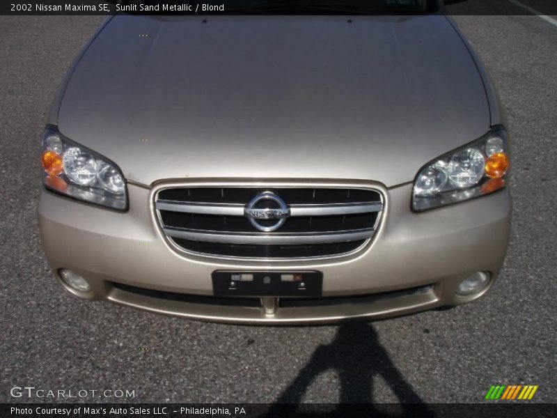 Sunlit Sand Metallic / Blond 2002 Nissan Maxima SE