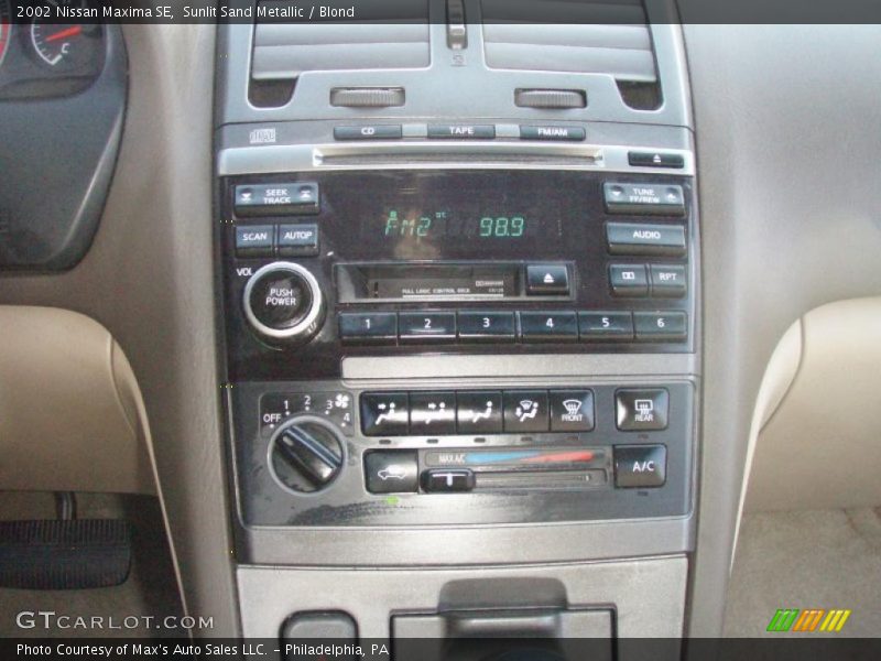 Sunlit Sand Metallic / Blond 2002 Nissan Maxima SE