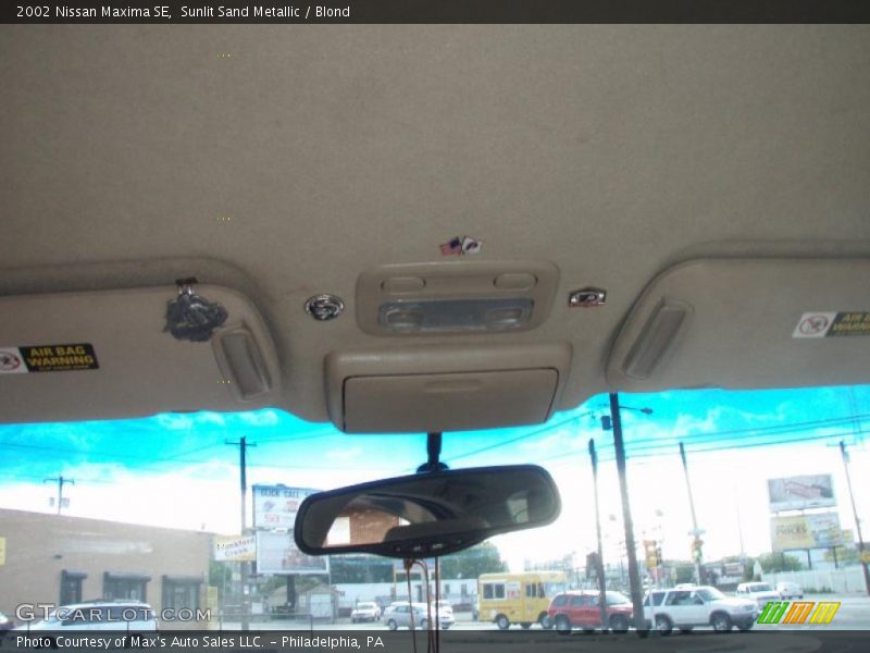 Sunlit Sand Metallic / Blond 2002 Nissan Maxima SE