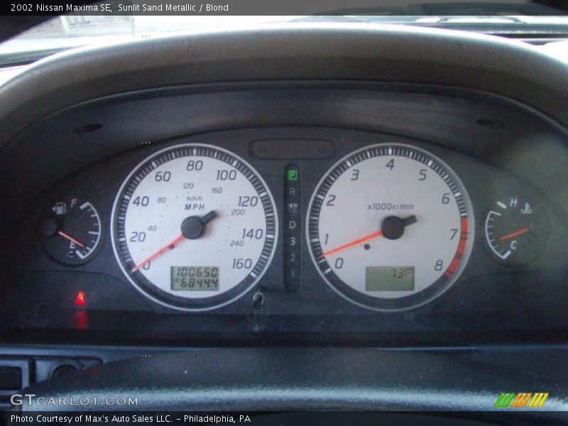 Sunlit Sand Metallic / Blond 2002 Nissan Maxima SE