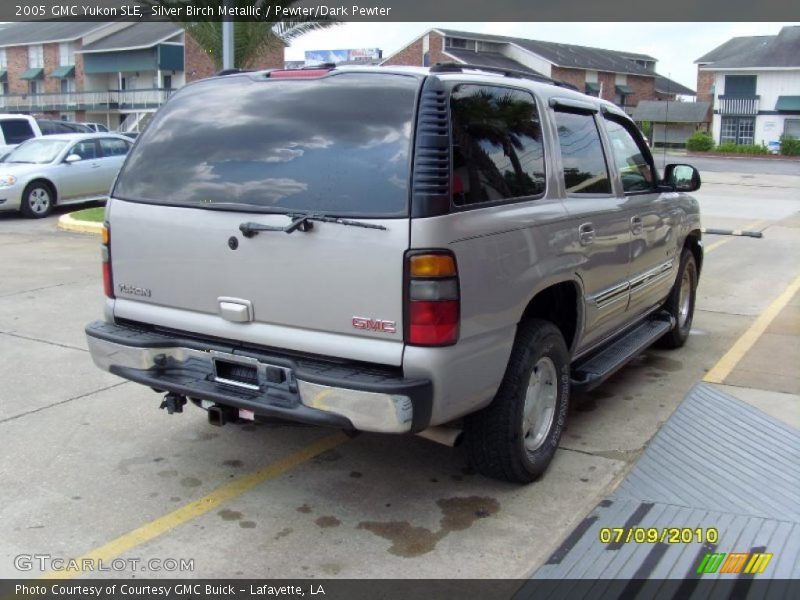 Silver Birch Metallic / Pewter/Dark Pewter 2005 GMC Yukon SLE