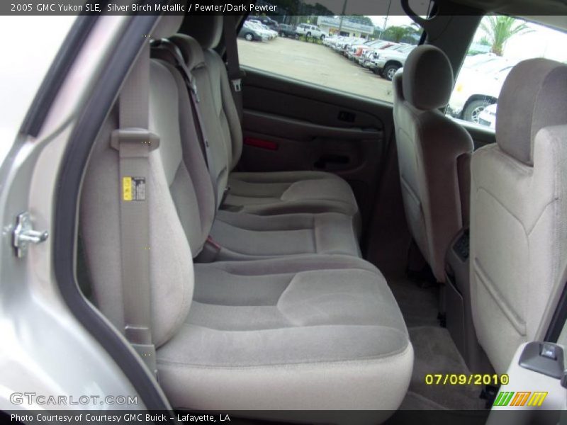 Silver Birch Metallic / Pewter/Dark Pewter 2005 GMC Yukon SLE