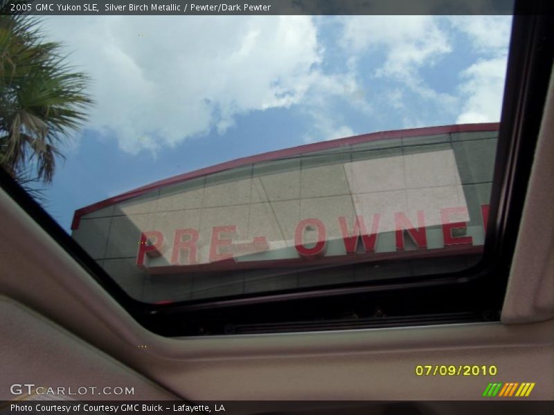 Silver Birch Metallic / Pewter/Dark Pewter 2005 GMC Yukon SLE