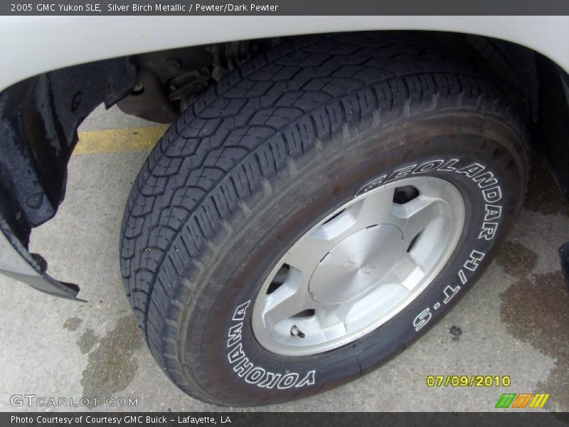 Silver Birch Metallic / Pewter/Dark Pewter 2005 GMC Yukon SLE
