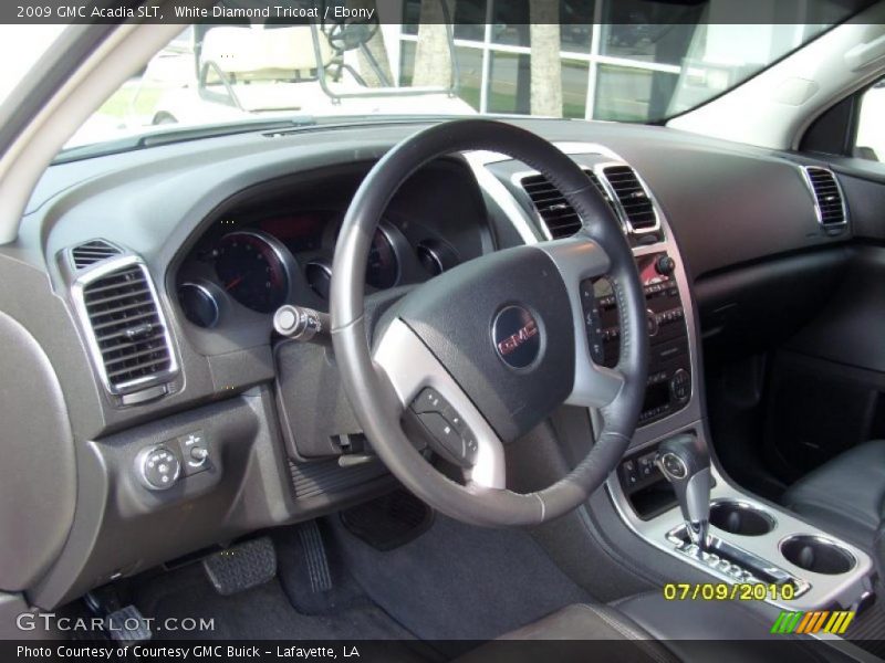 White Diamond Tricoat / Ebony 2009 GMC Acadia SLT