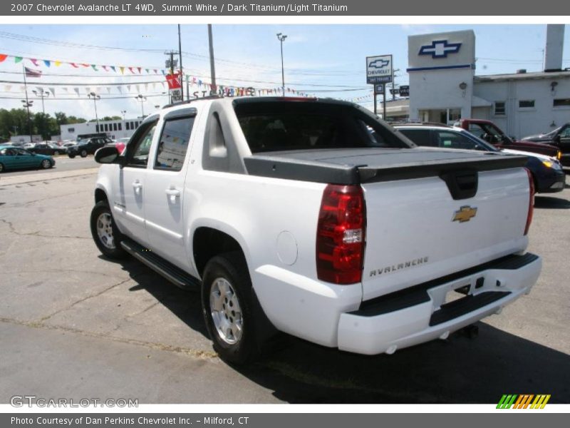 Summit White / Dark Titanium/Light Titanium 2007 Chevrolet Avalanche LT 4WD