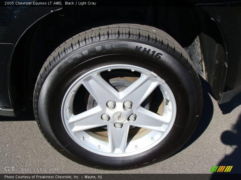 Black / Light Gray 2005 Chevrolet Equinox LT AWD