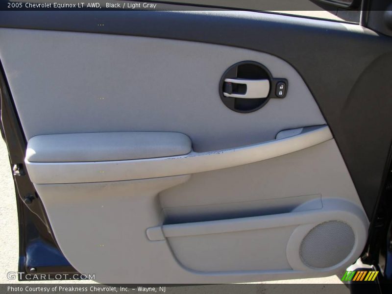 Black / Light Gray 2005 Chevrolet Equinox LT AWD