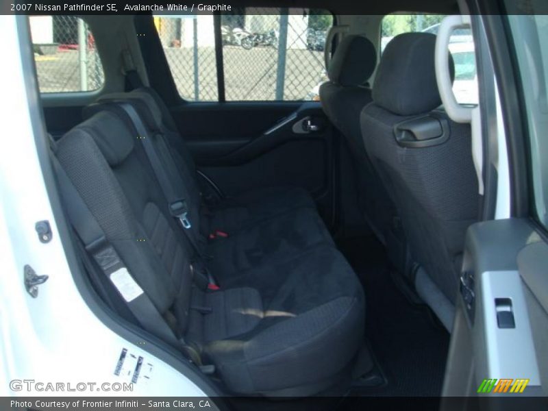 Avalanche White / Graphite 2007 Nissan Pathfinder SE