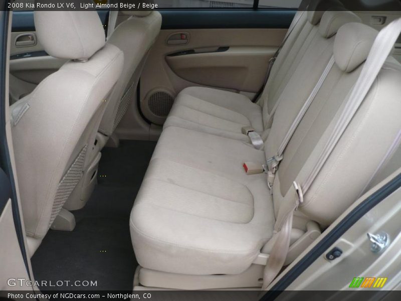 Light Almond Beige / Beige 2008 Kia Rondo LX V6