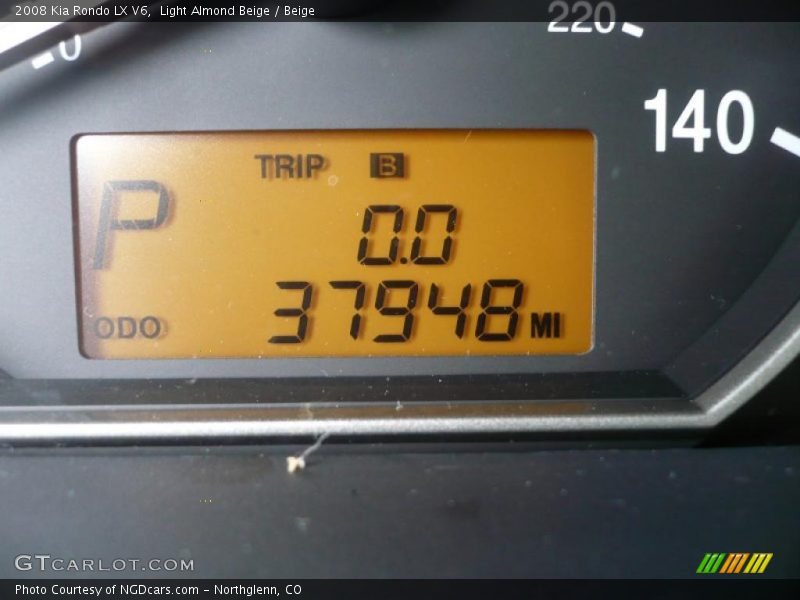 Light Almond Beige / Beige 2008 Kia Rondo LX V6