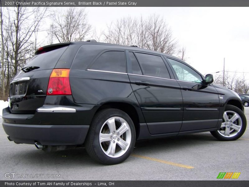 Brilliant Black / Pastel Slate Gray 2007 Chrysler Pacifica Signature Series