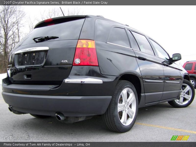 Brilliant Black / Pastel Slate Gray 2007 Chrysler Pacifica Signature Series