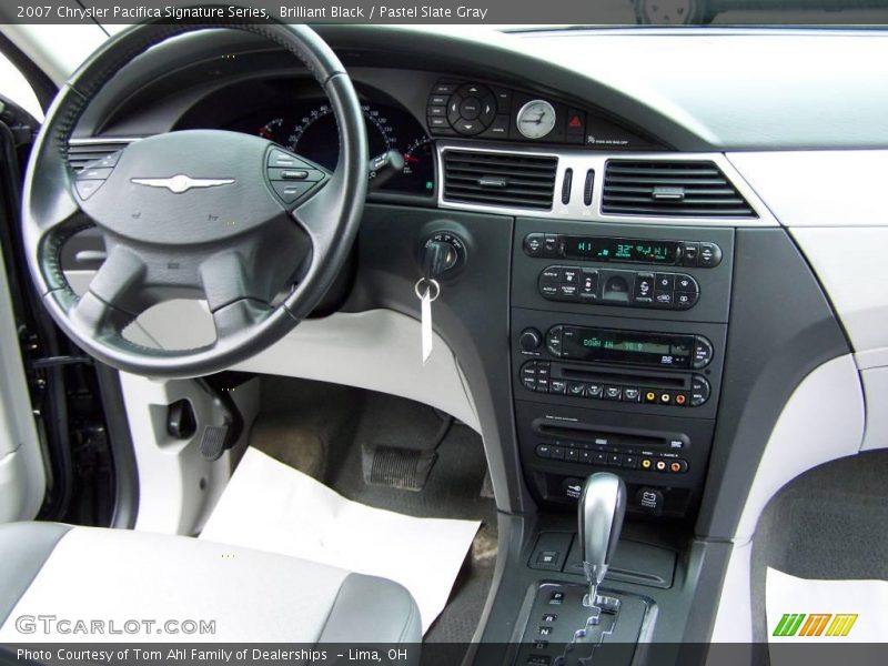 Brilliant Black / Pastel Slate Gray 2007 Chrysler Pacifica Signature Series