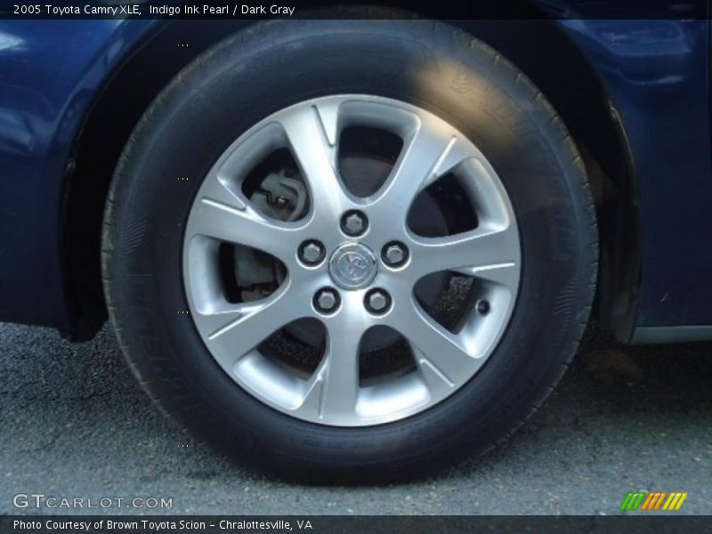 Indigo Ink Pearl / Dark Gray 2005 Toyota Camry XLE
