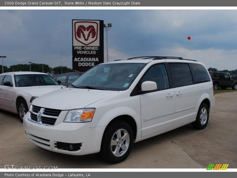 Stone White / Medium Slate Gray/Light Shale 2009 Dodge Grand Caravan SXT