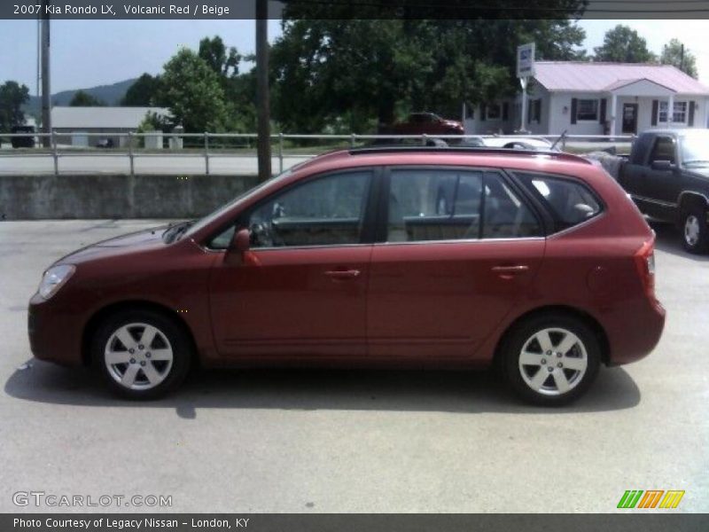 Volcanic Red / Beige 2007 Kia Rondo LX