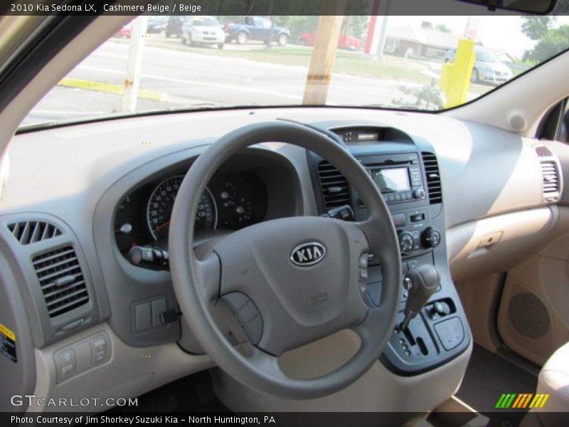 Cashmere Beige / Beige 2010 Kia Sedona LX