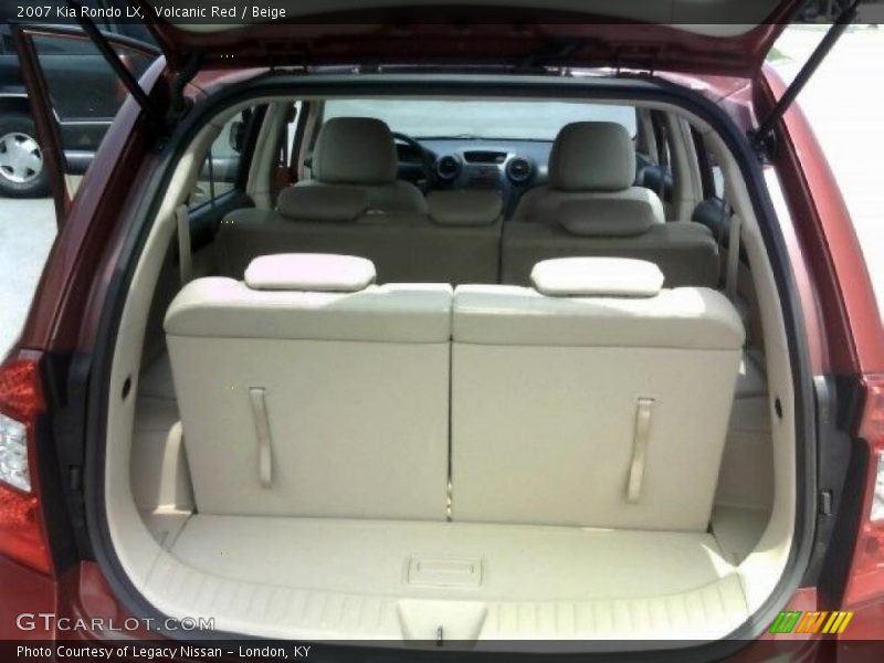 Volcanic Red / Beige 2007 Kia Rondo LX