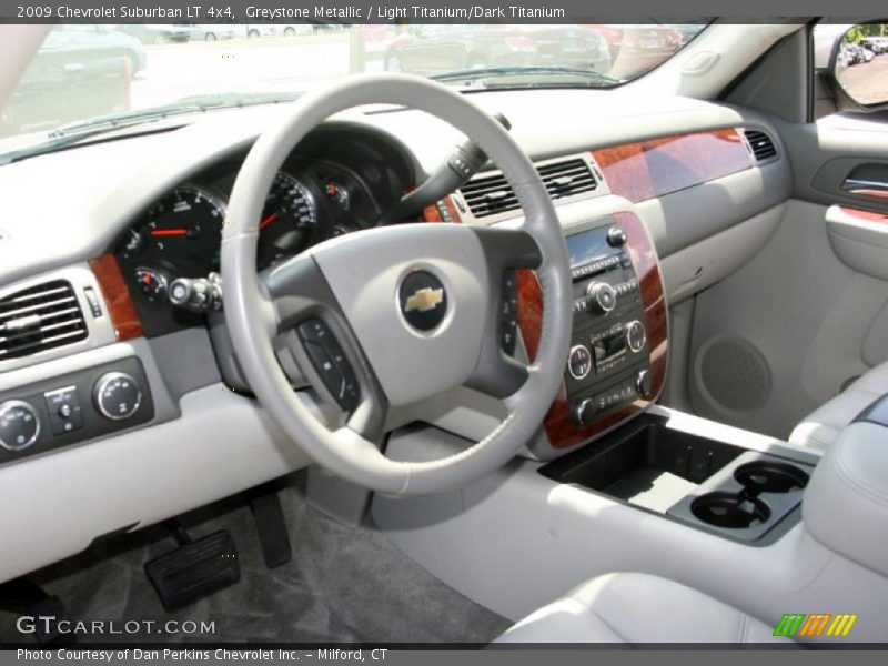 Greystone Metallic / Light Titanium/Dark Titanium 2009 Chevrolet Suburban LT 4x4