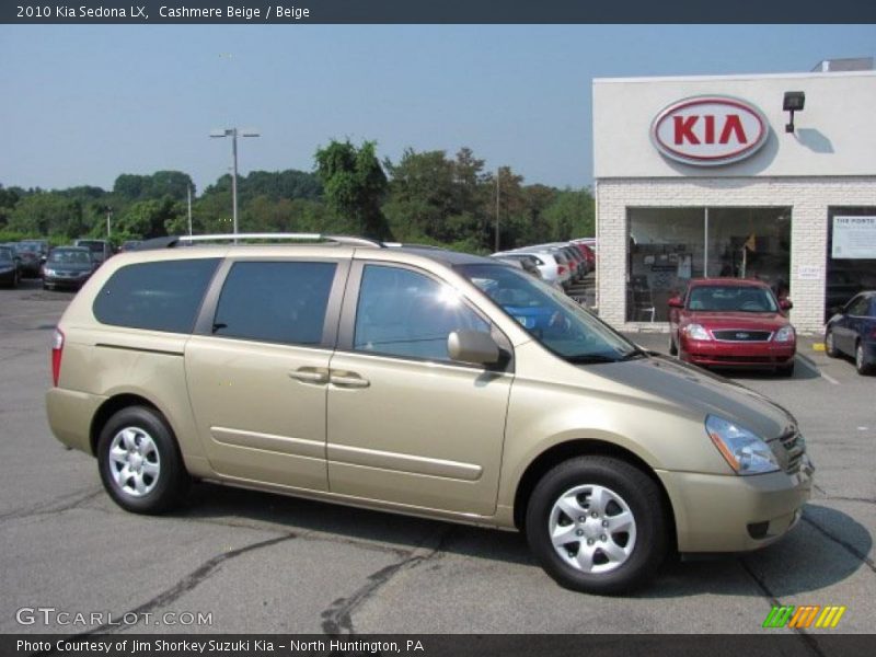 Cashmere Beige / Beige 2010 Kia Sedona LX
