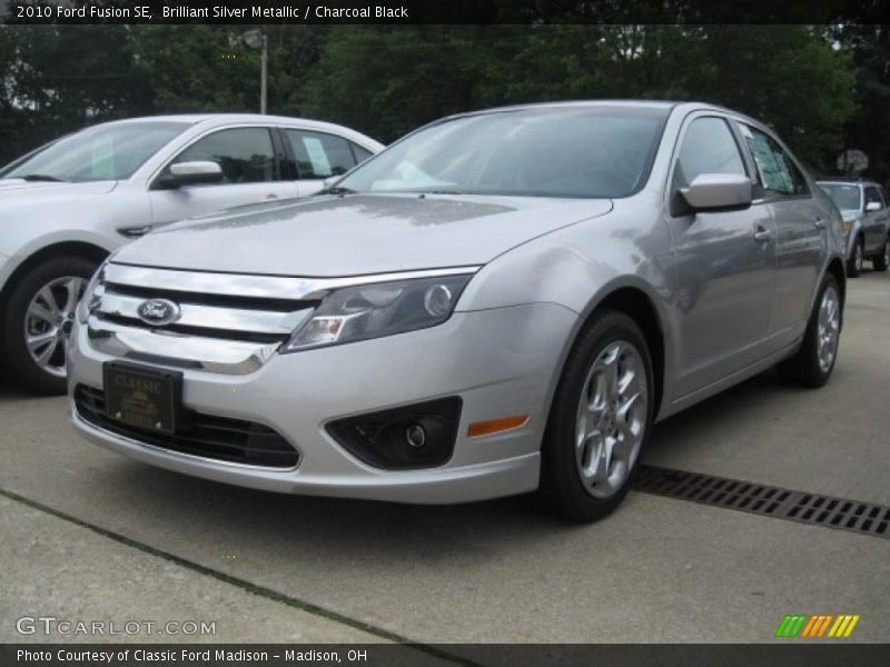 Brilliant Silver Metallic / Charcoal Black 2010 Ford Fusion SE