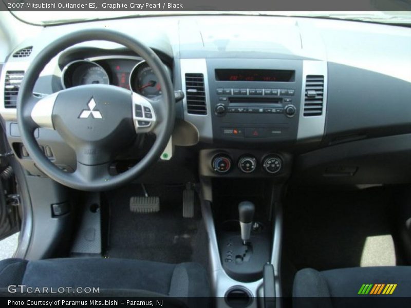 Graphite Gray Pearl / Black 2007 Mitsubishi Outlander ES