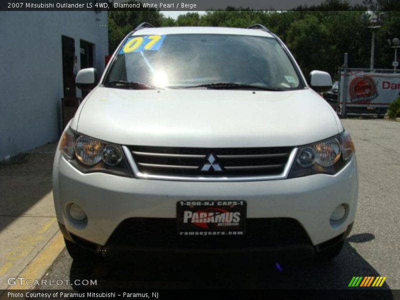 Diamond White Pearl / Beige 2007 Mitsubishi Outlander LS 4WD