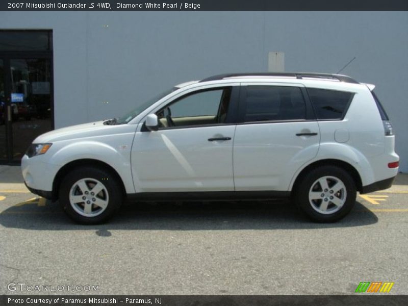Diamond White Pearl / Beige 2007 Mitsubishi Outlander LS 4WD
