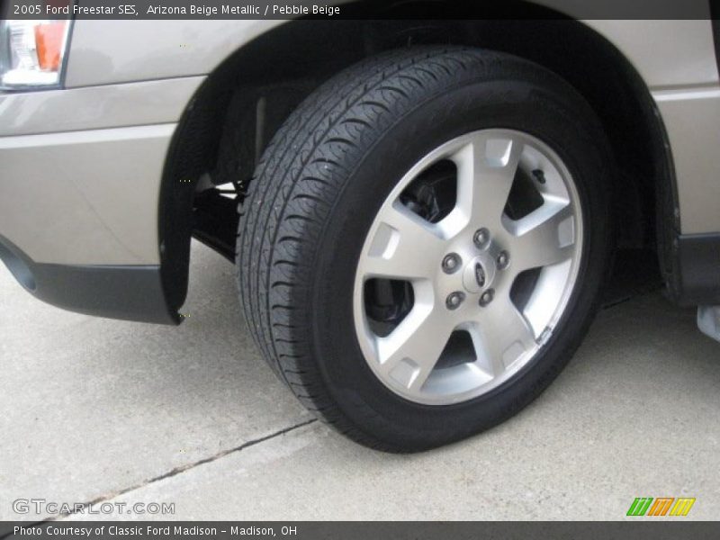 Arizona Beige Metallic / Pebble Beige 2005 Ford Freestar SES