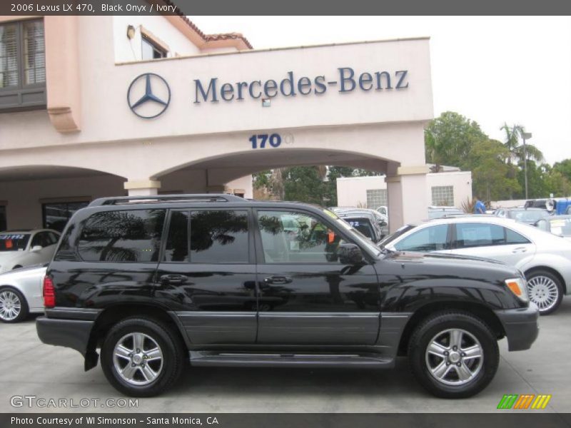 Black Onyx / Ivory 2006 Lexus LX 470