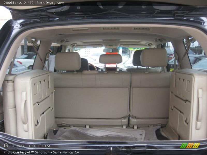 Black Onyx / Ivory 2006 Lexus LX 470