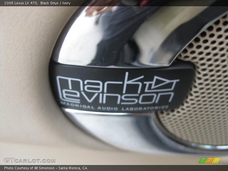 Black Onyx / Ivory 2006 Lexus LX 470