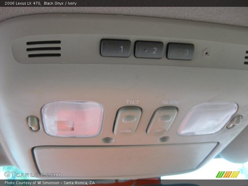 Black Onyx / Ivory 2006 Lexus LX 470